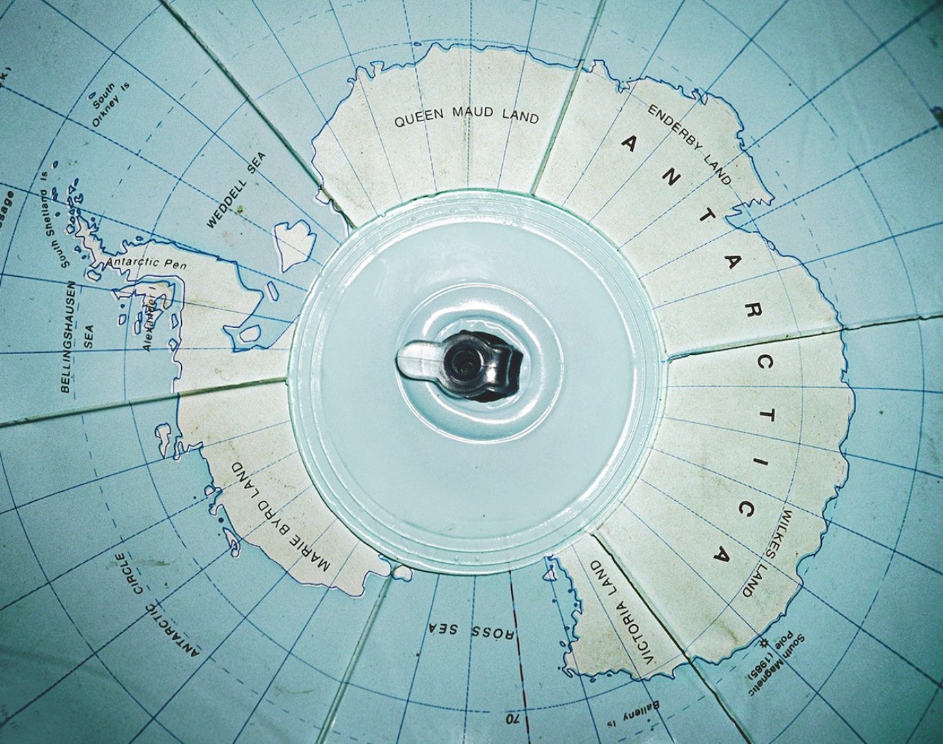 03_UNLESS_Antarctic-ResolutionCAnne_Noble.jpg